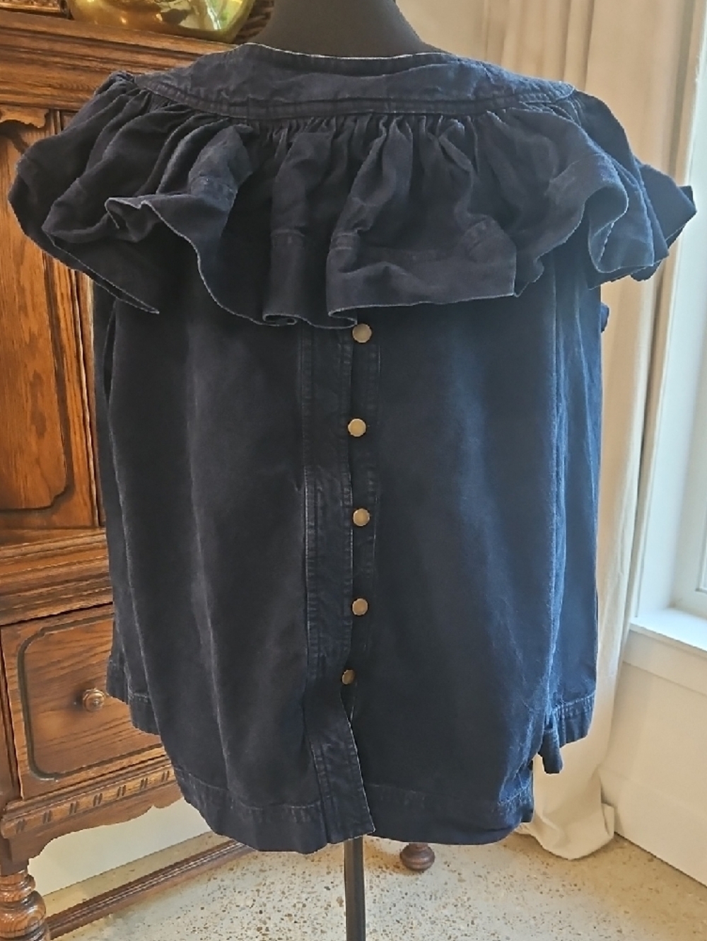 Jan Barboglio Navy Button-Front Top with Matching Skirt. Size 12 - Picture 2 of 5